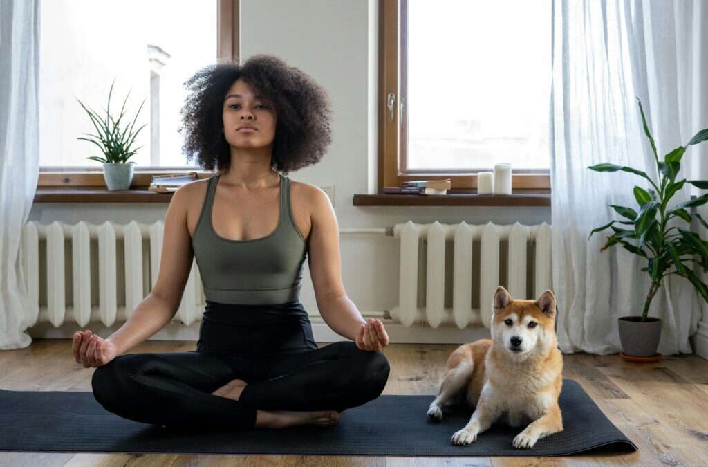 Qu’est-ce que le Yoga Tantra Kundalini et pourquoi attire-t-il autant aujourd’hui ?