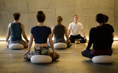 Quelle formation en méditation choisir en 2025 ?