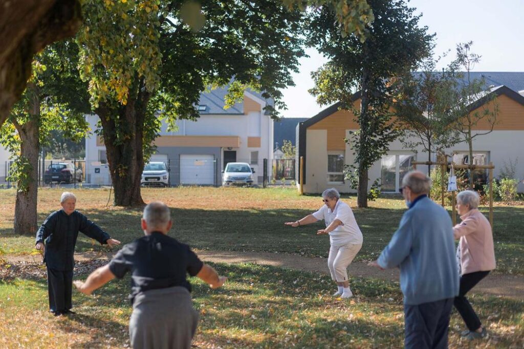 Quels sont les facteurs qui augmentent le risque d’effets indésirables